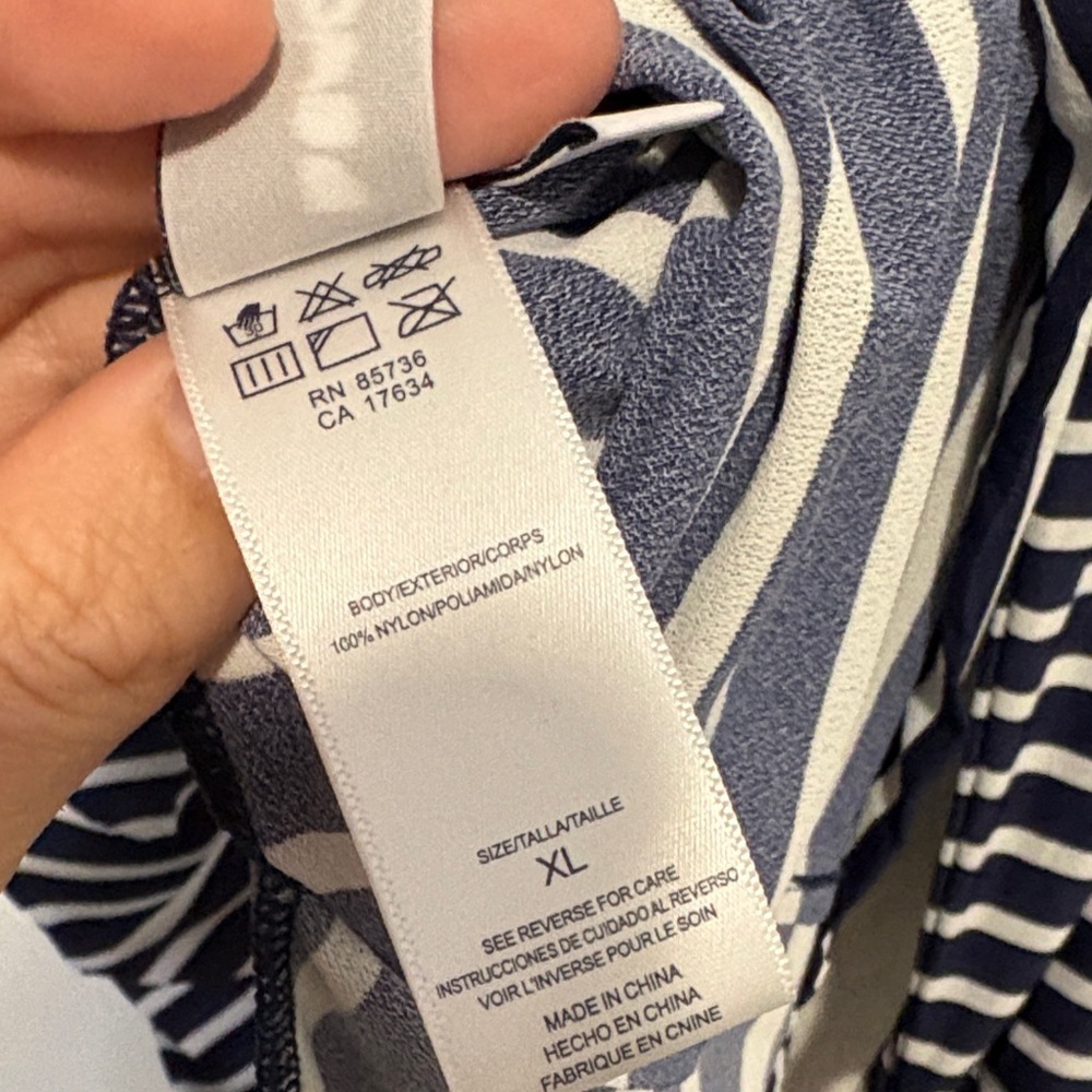 NWT Beach House Classic Navy and White Striped Coverup 50+ upf sun protection - Picture 5 of 6